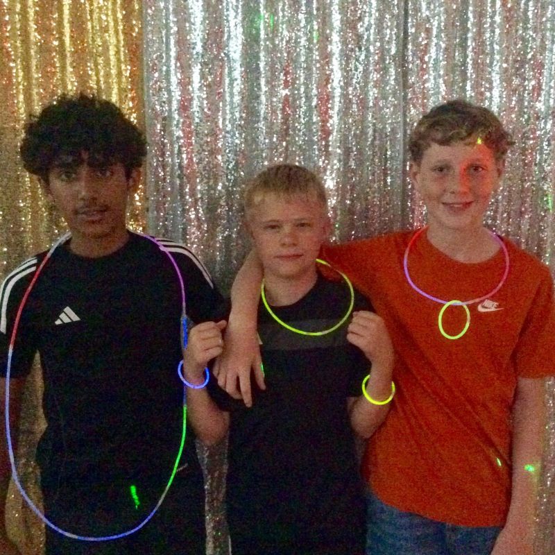 Party_Y8_09