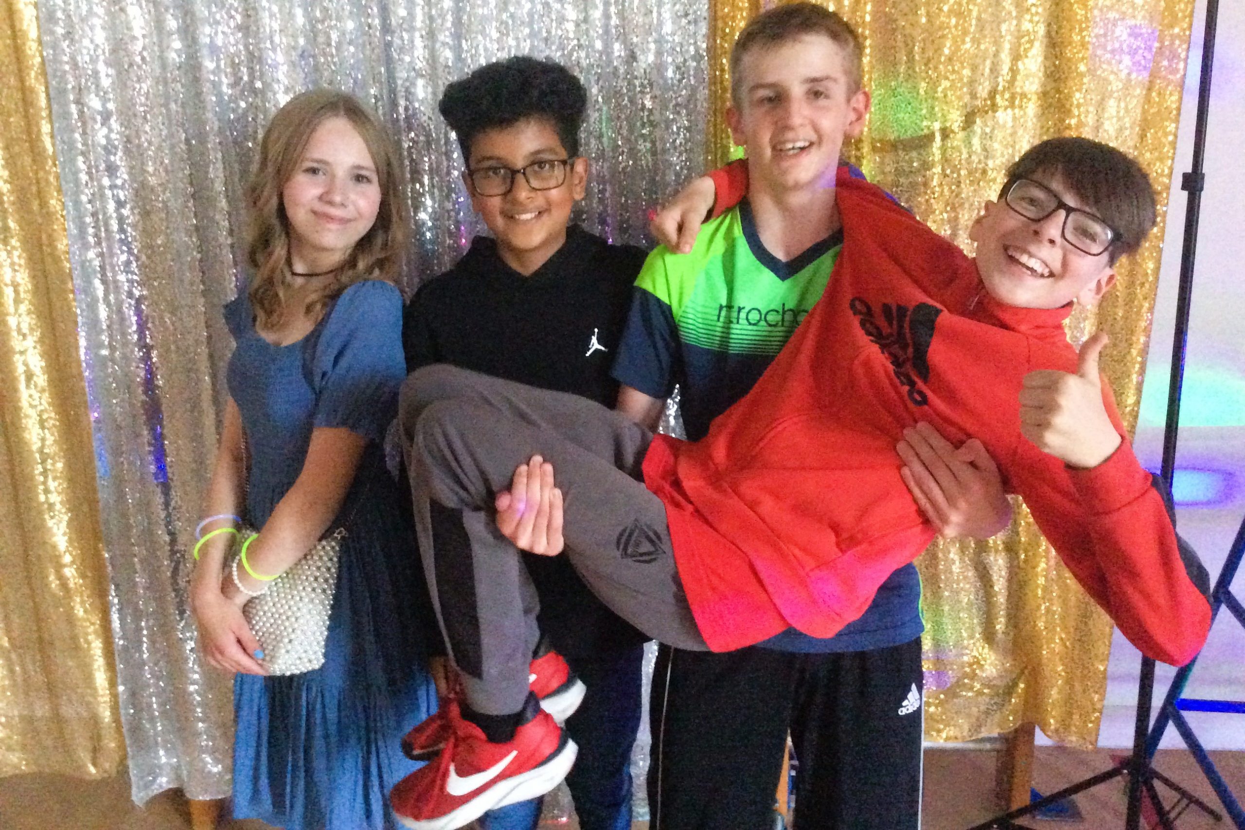 Party_Y8_15