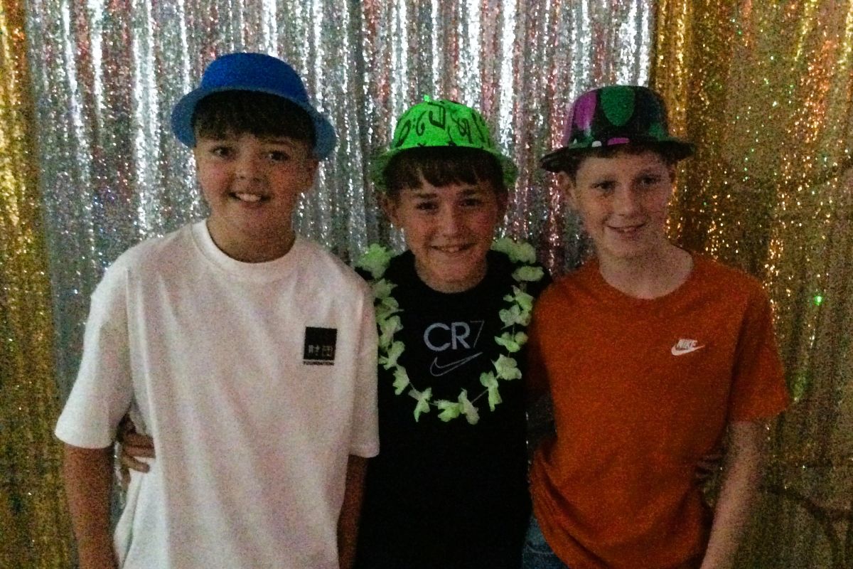 Party_Y8_17